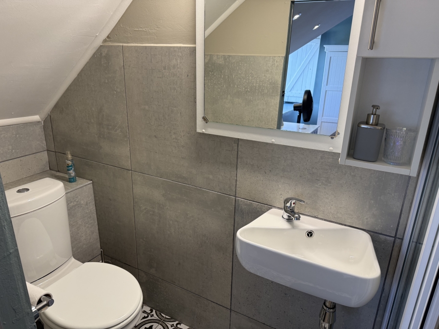 8 Bedroom Property for Sale in Stilbaai Oos Western Cape